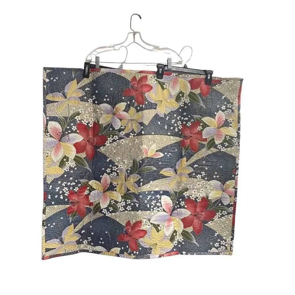 Handcrafted Bold Floral Quilt Wall Hanging 31X34 Multicolor Machine‎ Stiched